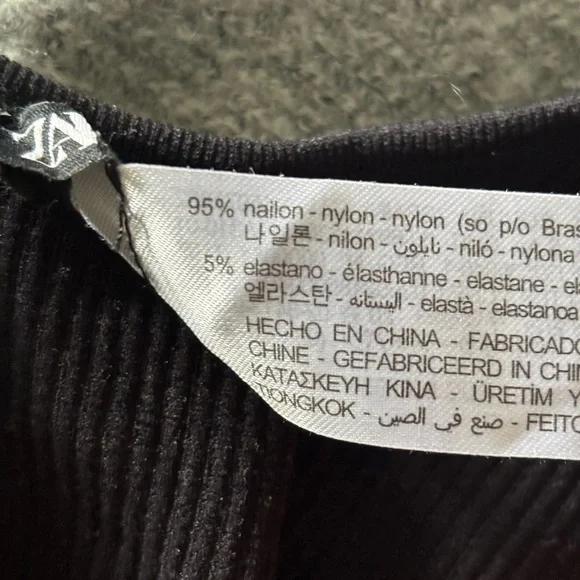 Zara Ribbed Bodysuit - Picture 4 of 4